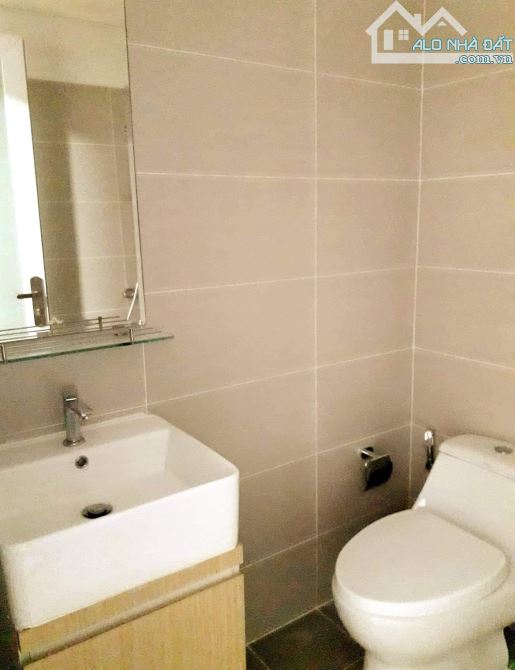 Chung cư Tân Phước , Lí Thường Kiệt, p7, Q11: 110m2,3p ngủ,Nt,15tr - 1