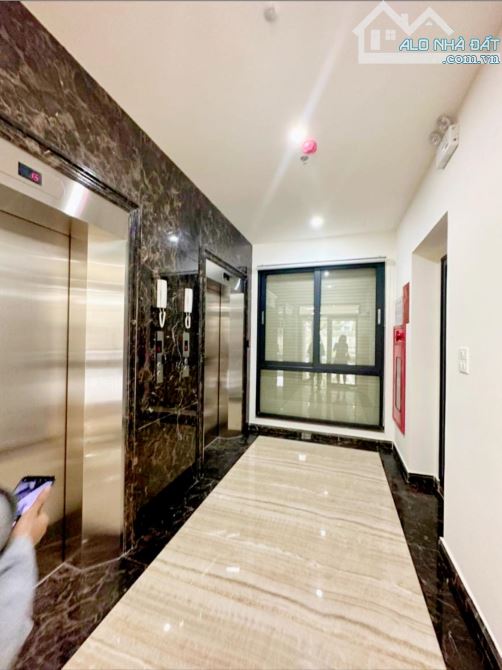 TOÀ MẶT PHỐ 110 TỶ 200m 10 TẦNG MT 10m VỈA HÈ Ô TÔ TRÁNH KINH DOANH QUAN HOA CẦU GIẤY - 2