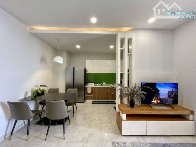 Cho Thuê căn hộ Sunny plaza, 2 phòng ngủ  ,2wc , nội thất, Tầng Trung Giá : 13.5tr - 7