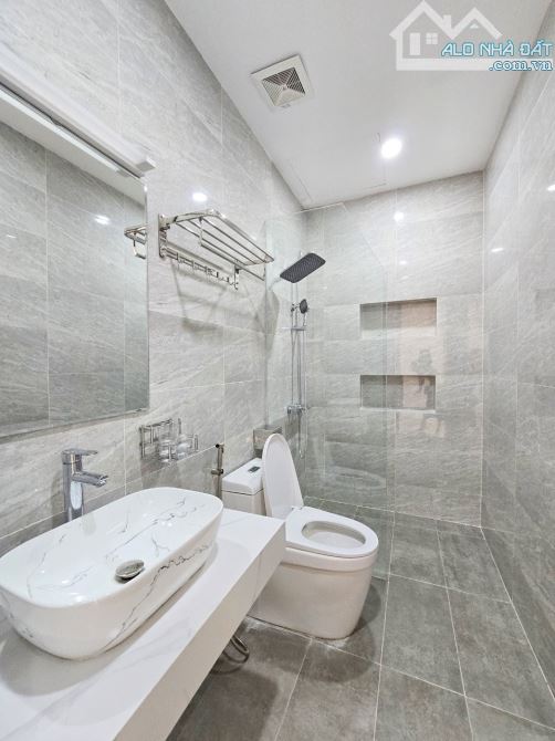 Nhà Phố Ao Sen sầm uất rộng 40m nhà 4 tầng mặt tiền 4m, ô tô tải tránh - 1