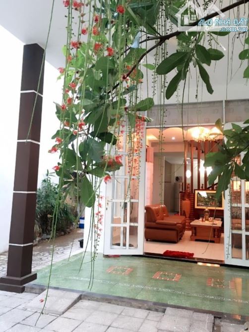 Bán nhà đẹp 2 tầng 105m2 - Kiệt Ô tô 5m đường Đống Đa - Quận Hải Châu - Đà Nẵng - 1
