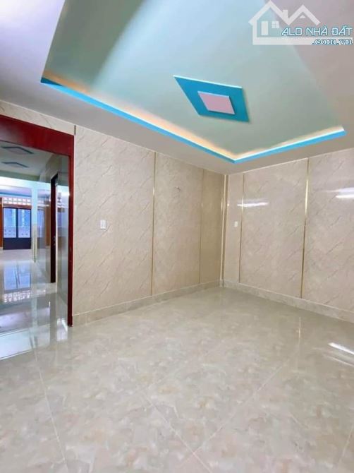 NGỘP BANK BÁN GẤP - NHÀ 3 TẦNG - 81M2 - HUỲNH VĂN NGHỆ - HXH ĐỖ CỬA - NHỈNH 5 TỶ - 3