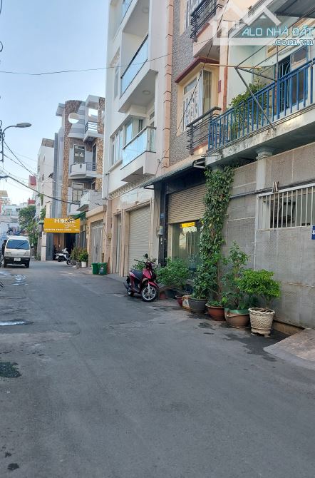 Chỉ còn 1 lô Đất 4x17M hẻm xe tải thông Lê Hoàng Phái - Lê Đức Thọ GV, chỉ 6.xTTL