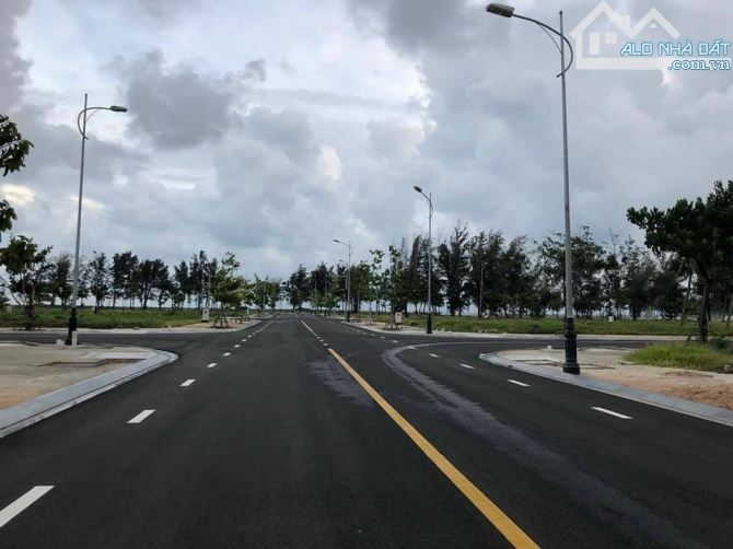 Bán Đất Phố Biển Ocean Dunes Trung Tâm Thành Phố Phan Thiết 140m2 giá 6.8 tỷ - 2
