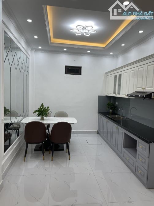 bán nhà đẹp, Cầu Giấy, Mai Dịch, Trần Bình,gần Hồ Tùng Mậu, Phạm Hùng. 51m2. Giá: 10,5 Tỷ - 5