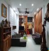 Bán nhà MT Bạch Mã   phường 15, quận 10