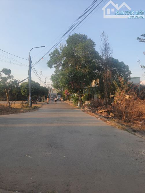 Bán lô đất 958m2 2 mặt tiền khu TĐC Phú Sơn Trảng Bom - 1