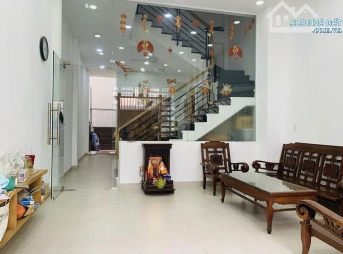 Chủ định cư bán nhà đẹp Đ.Dương Quảng Hàm,GV 1T4L 90m2 gần VincomPlaza giá 8 tỷ 790 - 1