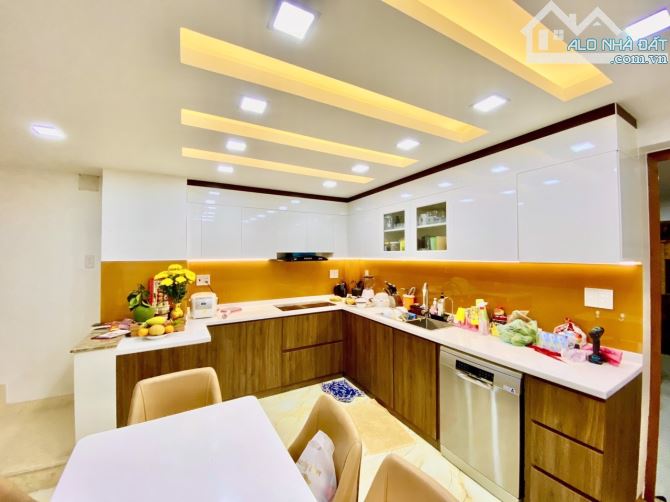 ✨🏡✨ Bán Nhà phố Mặt tiền đường Ngô Thì Nhậm, Phường 4, Đà Lạt 👉 Diện tích: 98.18 m2