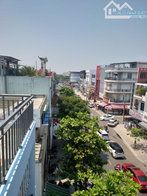 Giảm giá bán nhà 3 tầng mặt tiền Hà Huy Tập ngay sát đường Điện Biên Phủ