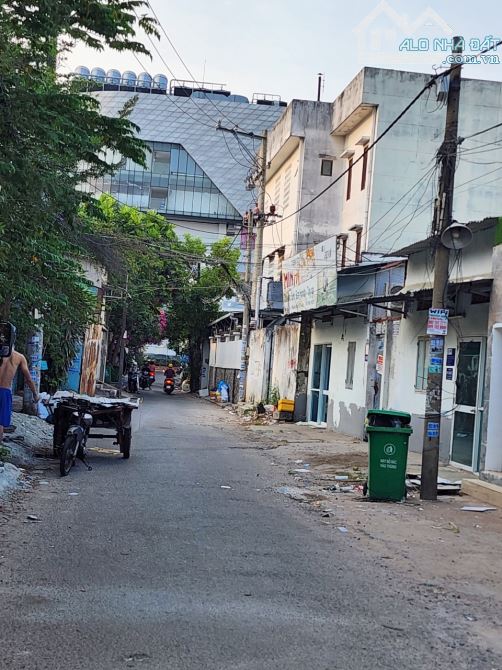 ⭐ BÁN ĐẤT TẶNG  NHÀ 3 TẦNG - ĐƯỜNG SỐ 20 - SAU GIGAMALL PHẠM VĂN ĐỒNG. - 2