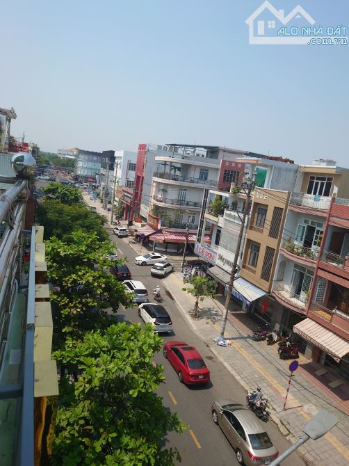 Giảm giá bán nhà 3 tầng mặt tiền Hà Huy Tập ngay sát đường Điện Biên Phủ - 3