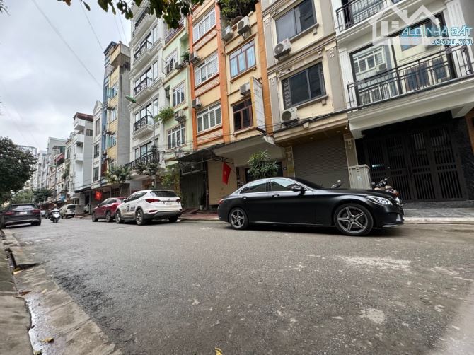 Bán nhà Phú Diễn phân lô, ô tô tránh, vỉa hè, kinh doanh, dòng tiền