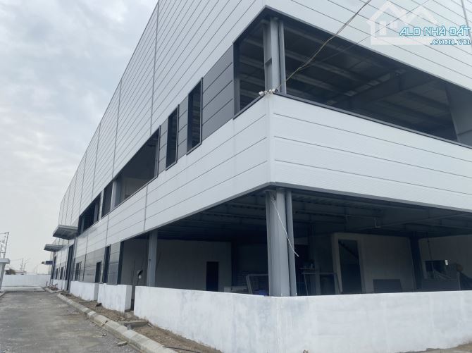 Chuyển nhượng  Xưởng Khu CN Đồng Văn Hà Nam S= 6000m2 Giá 880000$