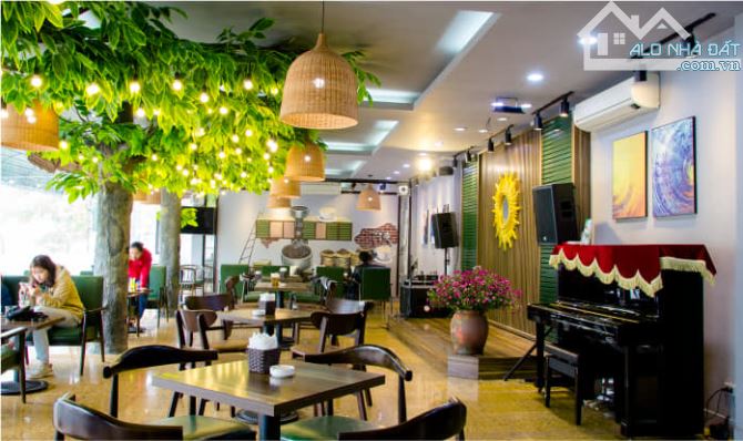 [KD Sầm Uất] Bán nhà MP Trung Kính,198m2X5T, MT 6.6m,Giá 36.5 tỷ,vỉa hè rộng - 1