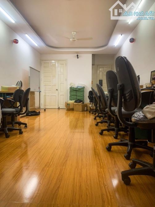 Bán Nhà Đường Láng Đống Đa 55m Kinh Doanh - 2