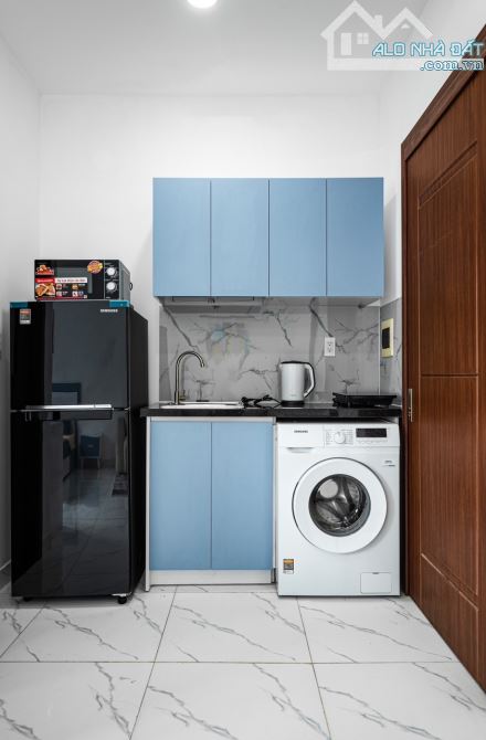 Cho thuê căn hộ có cửa sổ lớn thoáng, máy giặt riêng tại Quận Tân Bình - 7