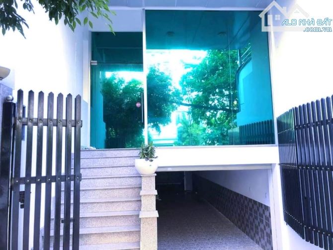 NHÀ 6 TẦNG, LẠC LONG QUÂN, P. 9, TÂN BÌNH ,119m2 (6x20.3), nhĩnh 16ty