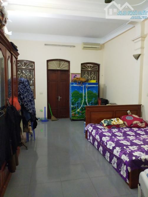 Bán gấp nhà 3 tầng phố Chợ Khâm Thiên, 44m2, MT 4.2m, tiện ích an sinh tốt, giá 6.7 tỷ - 2