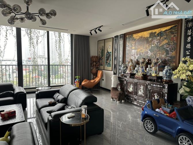 Bán Gấp Tòa Nhà Mặt Phố Nguyễn Hoàng Tôn – Tây Hồ. DT 245M2 x 10 tầng. MT 8M. - 3