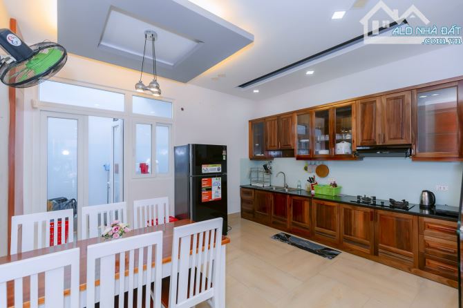BÁN NHÀ THANG MÁY HẺM 2 OTO PHAN CHU TRINH GẦN BIỂN BÃI SAU VT_5x20m_GIÁ 11TY - 3