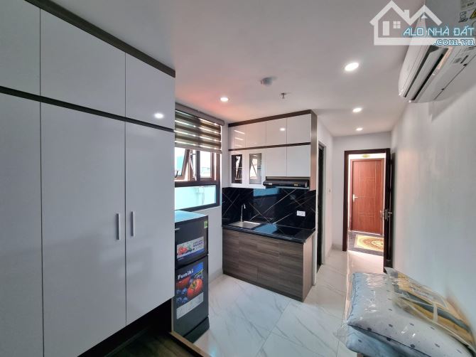 Bán nhà 7 tầng đường Láng CHDV 17 phòng khép kín 65x6 giá 11 tỷ.