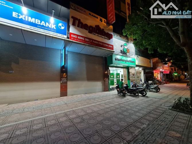 Mặt Phố Ngô Gia Tự 136m2, 3 Tầng, MT 6m, Giá 19.5 Tỷ, Long Biên - 1