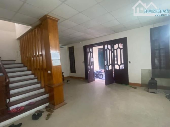Nhà PL Văn Phòng Chính Phủ phố Vạn Phúc 52m*4T, MT 6m, ô tô tránh, vỉa hè 3m giá 20 tỷ - 1