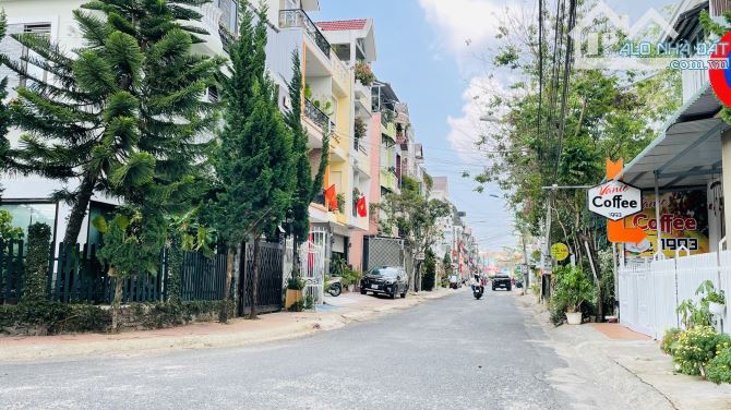 🏡 nhà mới xây 2019, KQH Phan Đình Phùng, 4.5x18m, 1 trệt 2 lầu, áp, 5 phòng, sân rộng 5m - 1