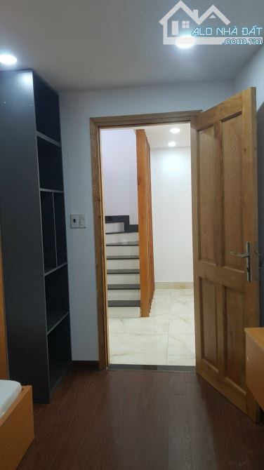 Nhà Full Nội Thất🌸Hẻm Xe hơi Nguyễn Văn Lượng p10🌸4x17m 4 Lầu 5pn 6wc🌸26 triệu - 13