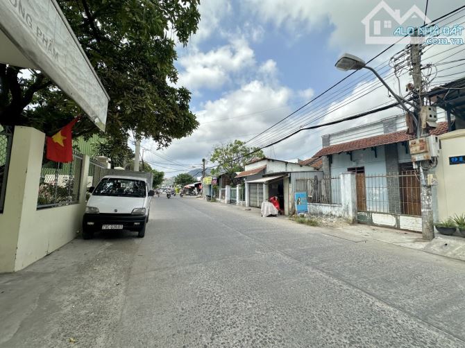 NPR 239 Bán đất tặng nhà cấp 4 mặt tiền đường Trung Tâm Xã, Vĩnh Thạnh,Nha Trang, gần biển - 4