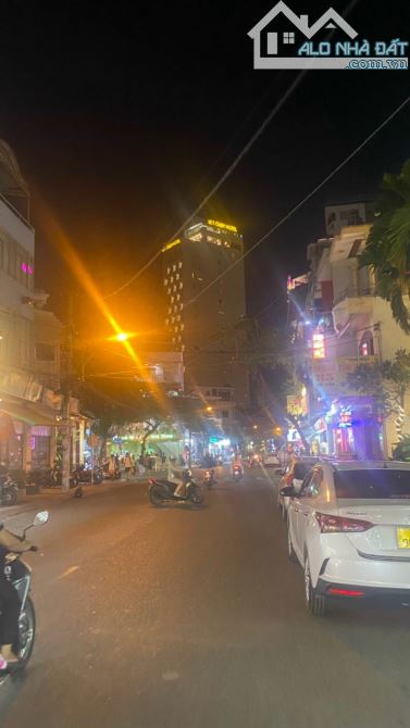 Cần bán khách sạn tiêu chuẩn 2 sao mới - khu phố tây Nha Trang - 5