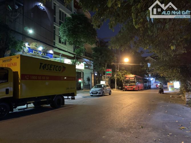 NHÀ ĐẸP, 5 TẦNG, Đ. HÀ HUY GIÁP, P.THẠNH LỘC/Q12, HẺM 8M, 83M2, CHỈ 9xTỶ - 5