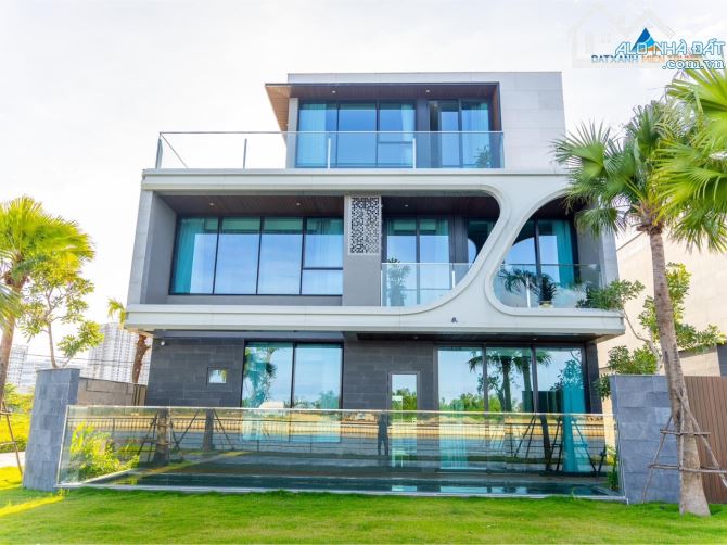 Căn biệt thự One River Villa view sông 3 mặt tiền chính đường Song Hào 15m lề 7m - 9
