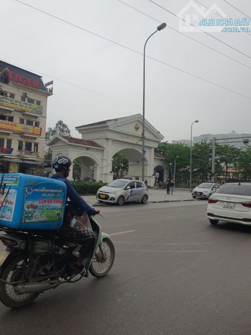 Bán Lô Đất Siêu Đẹp Gần Khu Đô Thị Đô Nghĩa Vài Bước Ra Chợ Giá có 2.4tỷ Yên Nghĩa Hà Đông