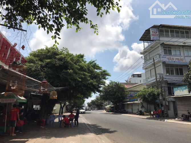 LÔ ĐẤT GÓC 2 MẶT TIỀN TRẦN PHÚ- VIEW BIỂN PHƯỜNG 5 VŨNG TÀU- S=130m2 8,5x16 BHR- GIÁ 14 TỶ