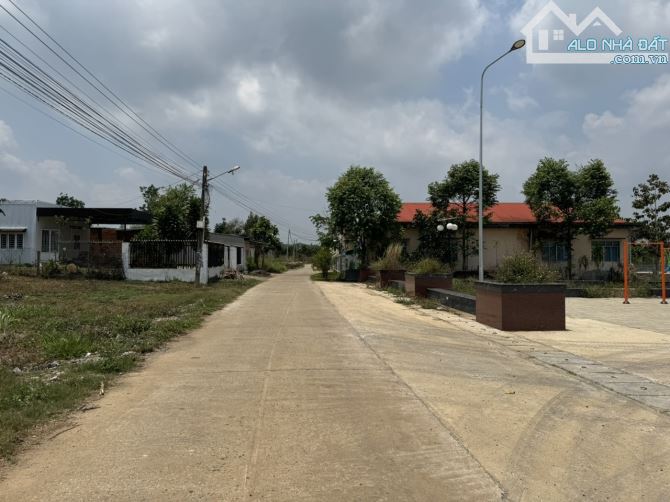 1051m2 (thổ cư)  đất Lộc Thanh Bảo Lộc , 20 mét mặt tiền, sát trường học Đoàn Thị Điểm - 1