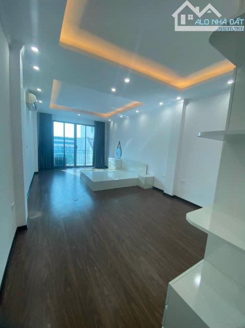 Nhà đẹp, La Khê, Hà Đông. 35M2*5 T giá nhỉnh 5tỷ. - 1