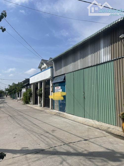 206,7m2 ngang 7,7m đường 6m,cách MT Nguyễn Hữu Thọ 300m,sát Gsmetro,Đang cho thuê 12tr/thá - 6