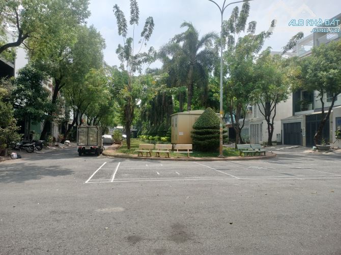 Bán Đất 2 Mặt Tiền đường số khu An Phú Hưng, DT:12x20 , giá ; 28 tỷ phường T phong quận 7