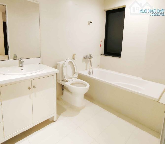 Bán nhà phân lô Thái Hà, Đống Đa, vị trí kim cương, 70mx5t, 18.9 tỷ - 2