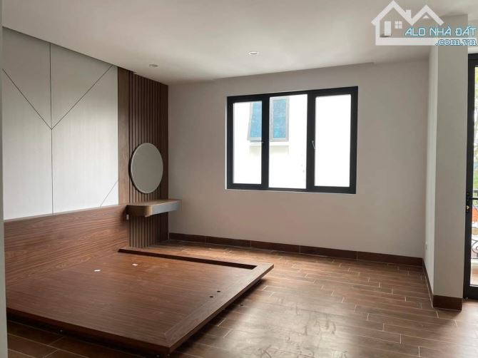 Bán nhà, thang máy, 2 mặt ngõ ô tô Hoàng Quốc Việt, Cầu Giấy 65m 6 tầng MT 5m 16.8 tỷ - 2