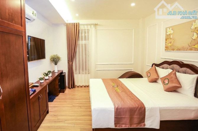 MỚI ĐẸP HOTEL VIP LÊ VĂN THIÊM 89m2x8T MẶT TIỀN 8.1m VỈA HÈ ÔTÔ TRÁNH DÒNG TIỀN 1.5 tỷ/năm - 2