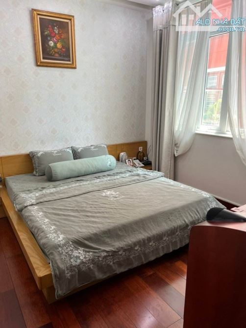 Bán GẤP Biệt thự 3 tầng 15x25m Khu Vip Hà Huy Giáp, Quận 12 ngay KDL Bến Xưa giá 20,5Tỷ - 4