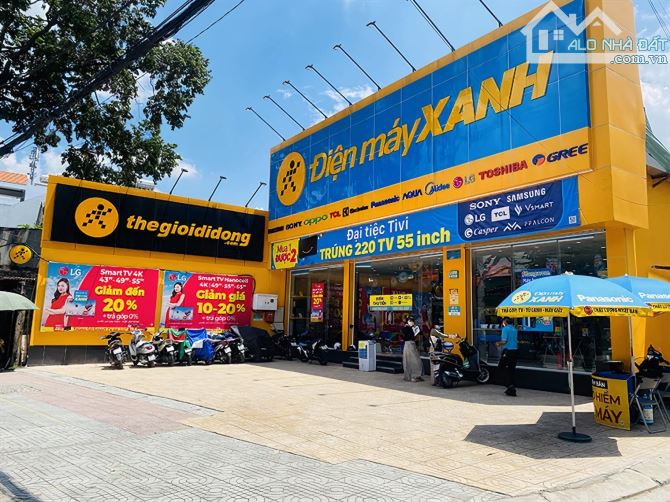 Bán nhà góc 2 MT CMT8, P.11, Q.3, DT 18x45 m, CN595m2, Giá 220 tỷ