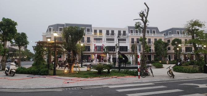 CHƯƠNG TRÌNH CHO THUÊ SHOPHOUSE MIỄN PHÍ TẠI VINCOM SHOPHOUSE ROYAL PARK