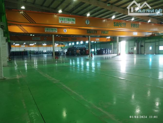 cho thuê kho xưởng KCN đồng văn HÀ NAM. DT. 6.500m2 kho tiêu chuẩn nền  Epoxy cao 12m