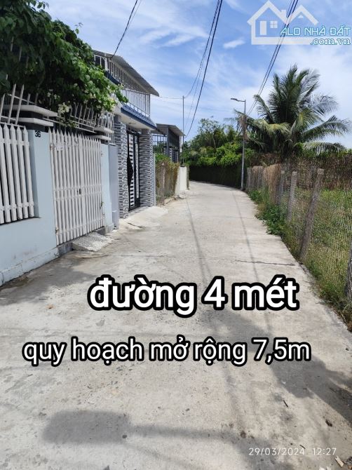 "Bán đất thổ cư thị trấn Diên Khánh, cách đường lộ chính Hà Huy Tập chỉ 180m.   - - 1