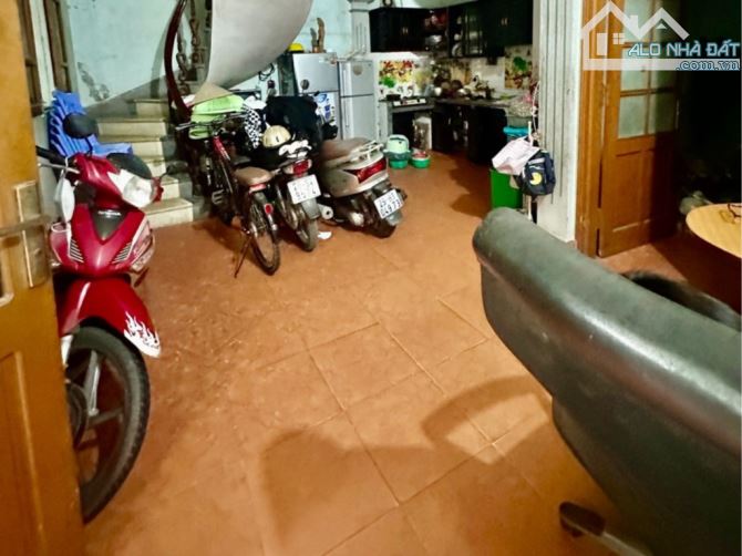 Bán Nhà Thịnh Liệt, Ôtô Tránh, Lô Góc, 60m2, 3 Tầng, Mặt Tiền 7m, Giá 7.5 Tỷ - 1