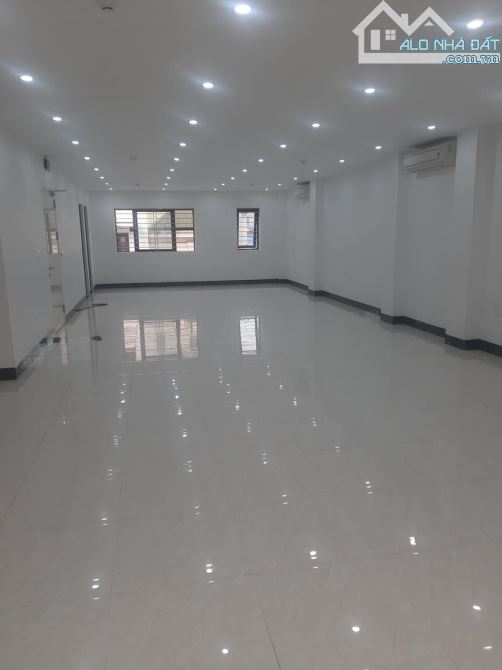 Cho thuê sàn tầng 4, diện tích 130m2 tại ngõ 100 đường Hoàng Quốc Việt, Cầu Giấy - 2